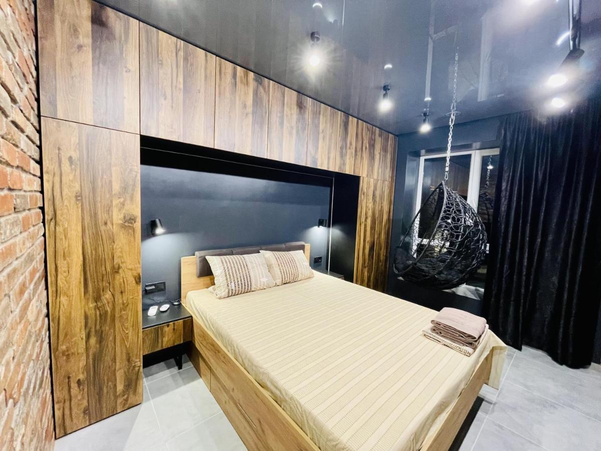 Loft В River Park З Джакузі Dnipro Luaran gambar