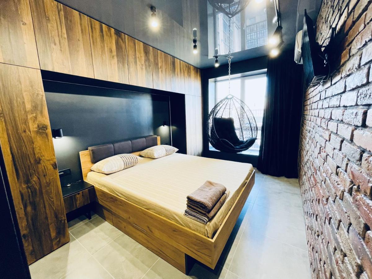 Loft В River Park З Джакузі Dnipro Luaran gambar